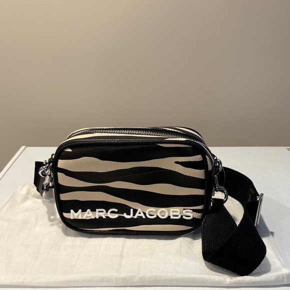 Marc Jacobs Handbags - Marc Jacobs Zebra Stripe Camara Bag NWT